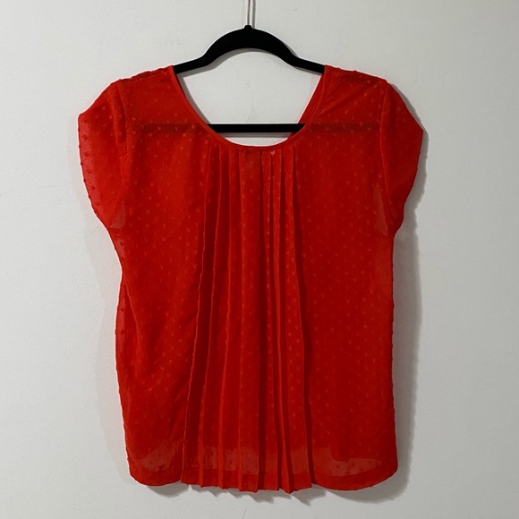 Smart Set Red Sheer Short Sleeve Blouse | Medium - Picture 6 of 9